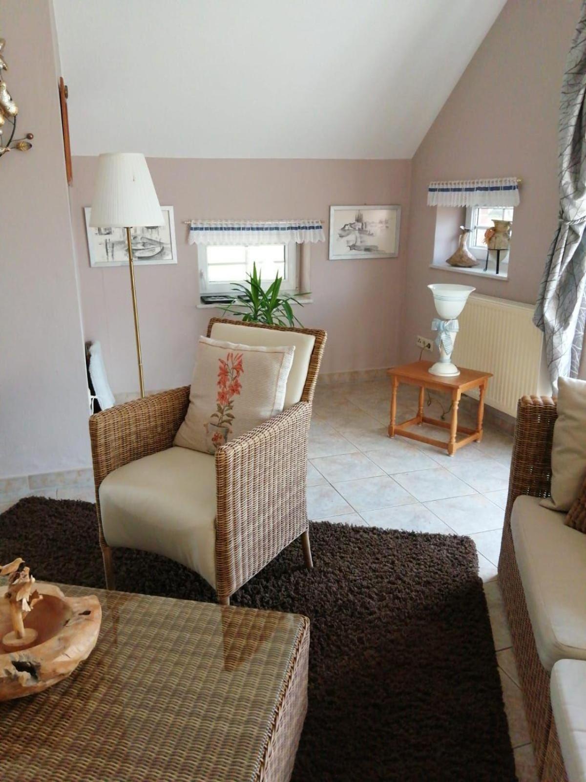 Haus-Schiffer-Ferienwohnung-Finja Rhauderfehn エクステリア 写真